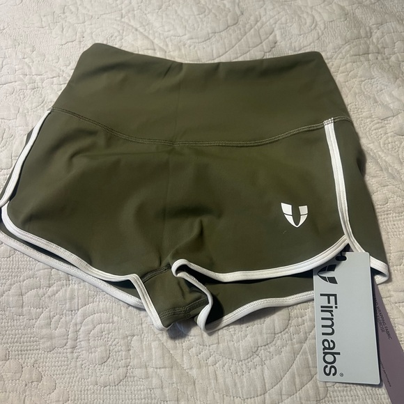 Brand new Firm Abs high waisted short shorts - Picture 3 of 3